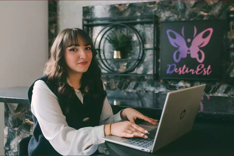 Zoé de l'agence Destin'Est